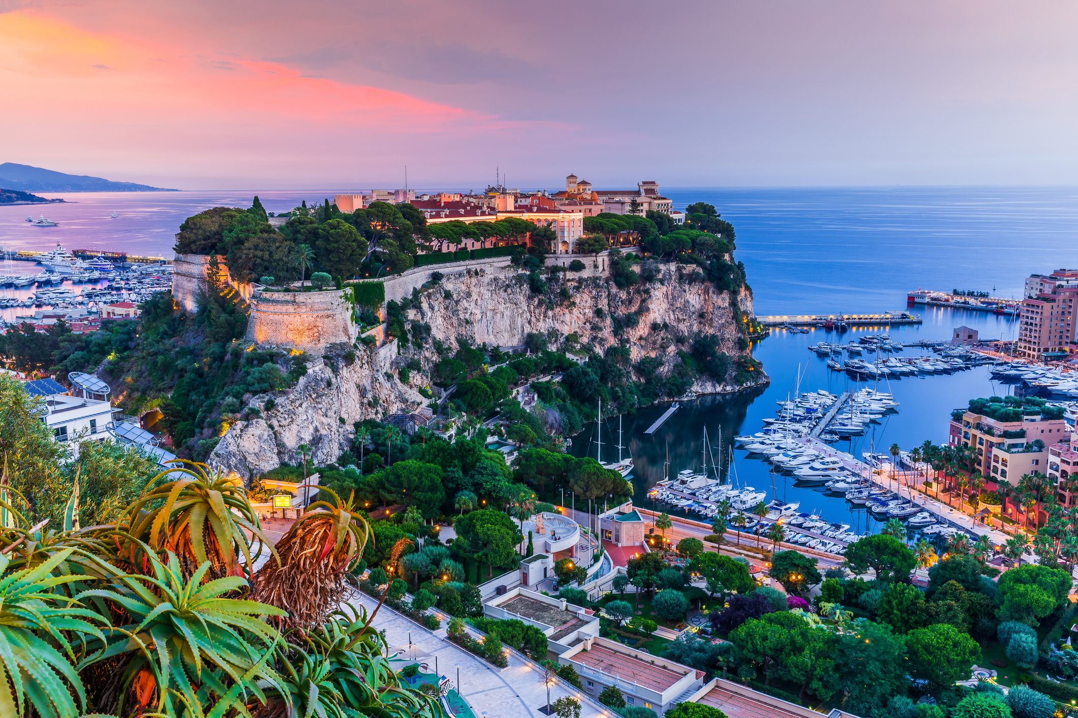 monte-carlo-monaco-favorite-View-French-Riviera-Luxury-Villas.jpg